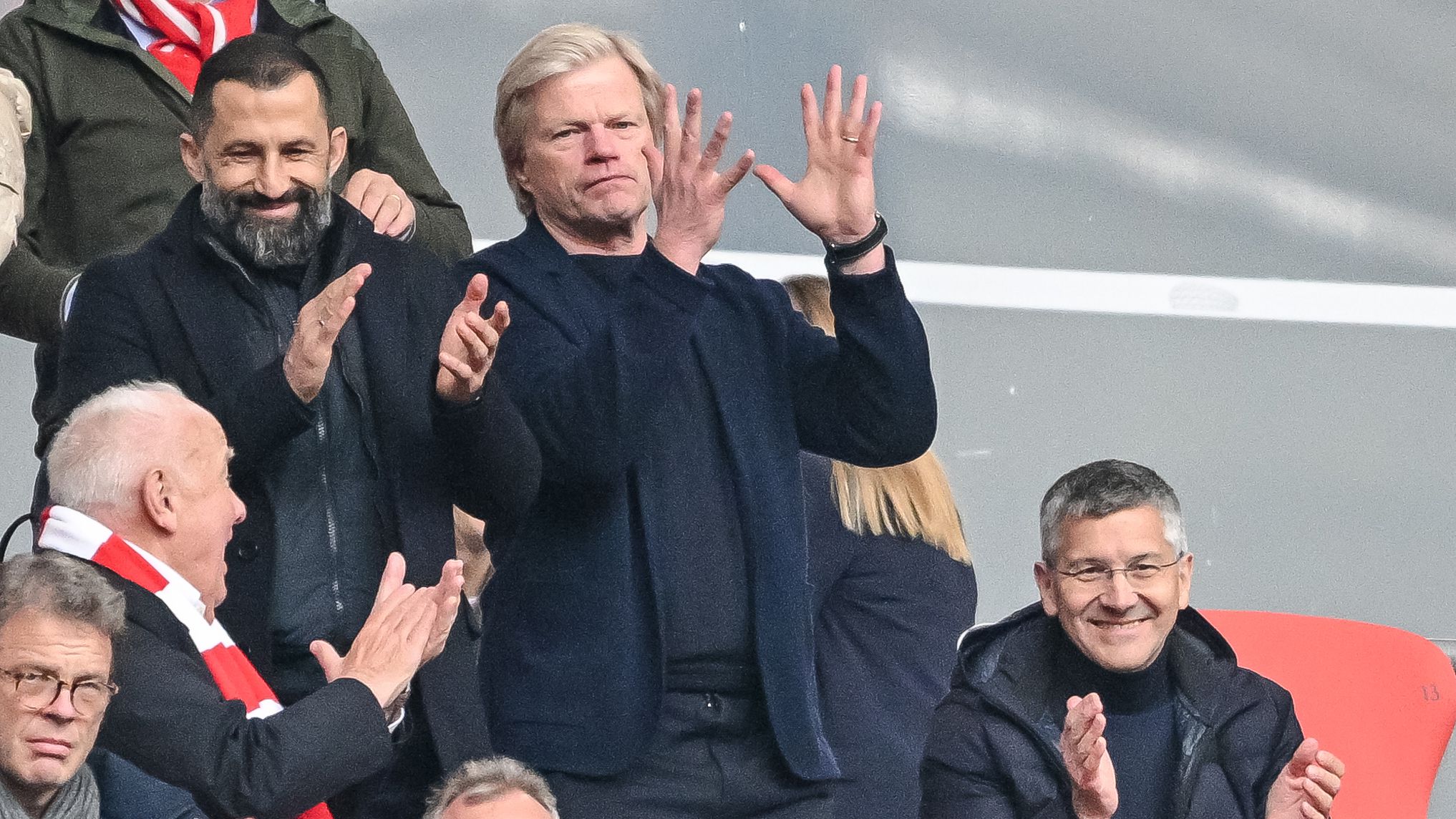 Oliver Kahn számolhatja a pénzt