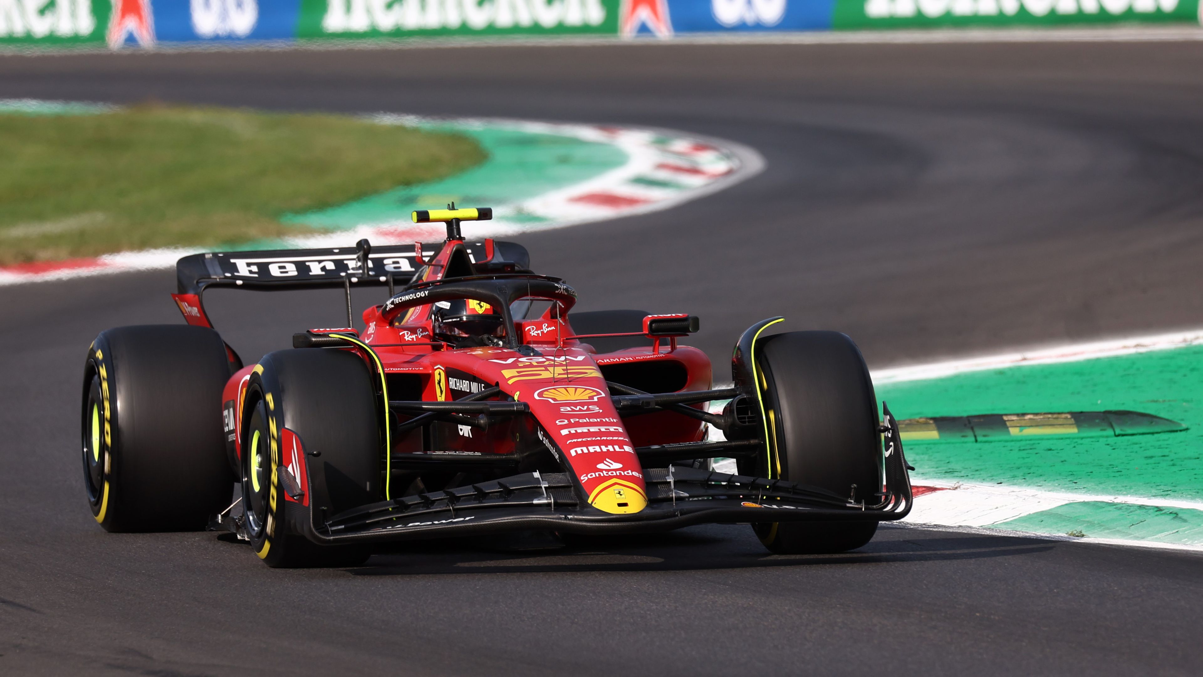 A Ferrari spanyol pilótája ismét a leggyorsabb volt