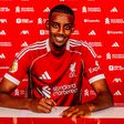 Mindent meg akarok nyerni! – Alexander Isak boldogan kezd új fejezetet a Liverpoolnál