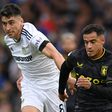 Nagy butaság miatt tíz emberrel, de a Leeds kihúzta iksszel Gerrard csapata ellen – videóval