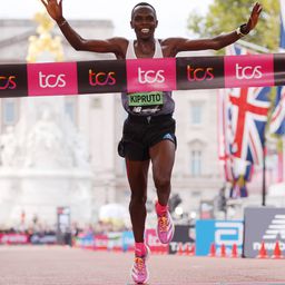 Afrikaiak sikere a London Maratonon – videóval
