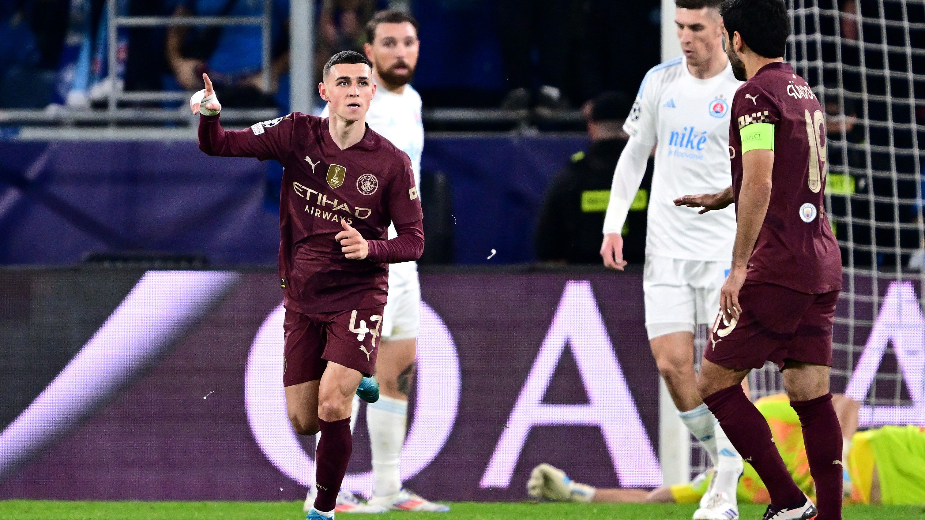 A City negyedóra alatt lerendezte a pozsonyi mérkőzést, Phil Foden (balra) és a csapatkapitány Ilkay Gündogan is betalált. (Fotó: Getty Images)