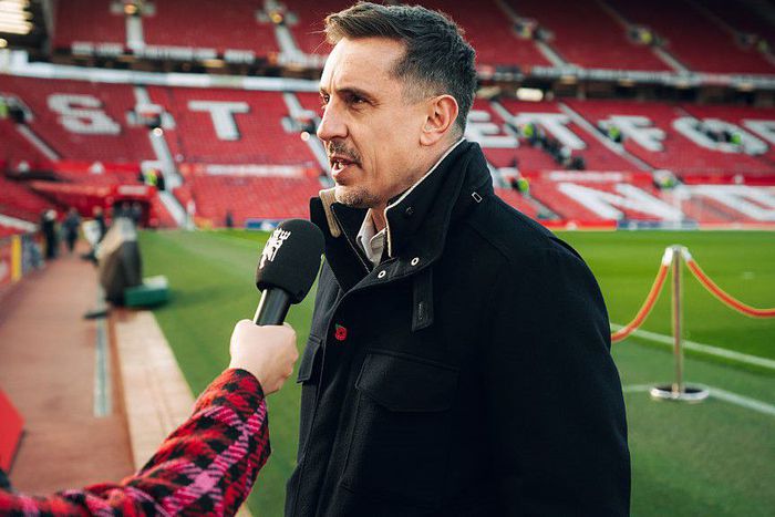 Gary Neville nem elégedett Benjamin Sesko játékával