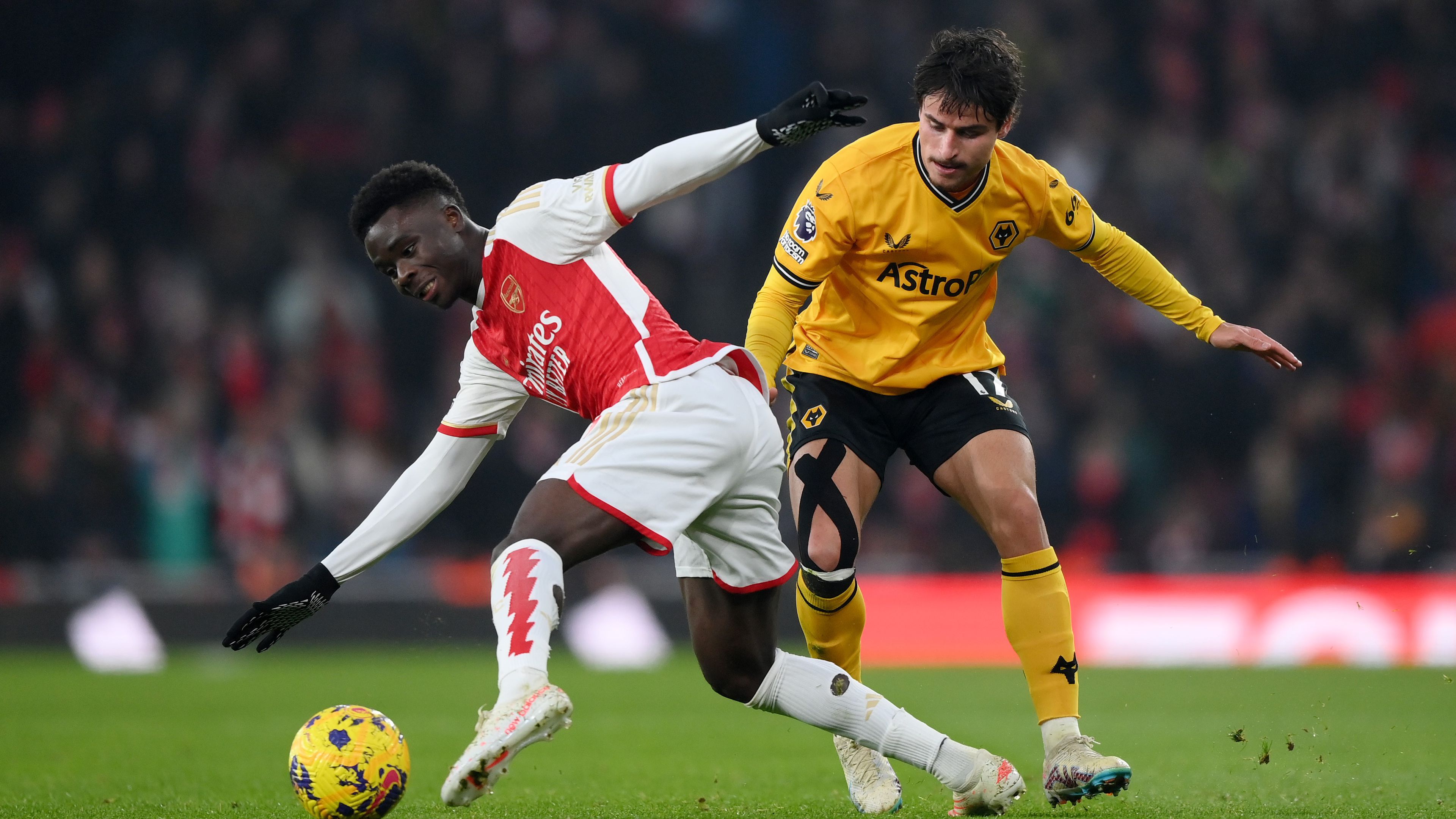 Bukayo Saka szép gólt szerzett a Wolverhampton ellen, ám az első félidőben vélhetően az Arsenal támadója sem gondolta volna, hogy az utolsó másodpercig izgulnia kell majd a győzelemért