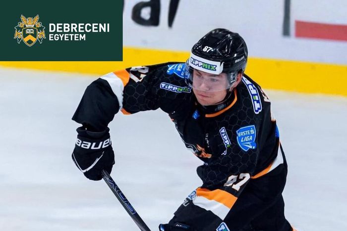 Kirill Krutov két meccset is kihagy majd (Fotó: DEAC Jégkorong/Facebook)