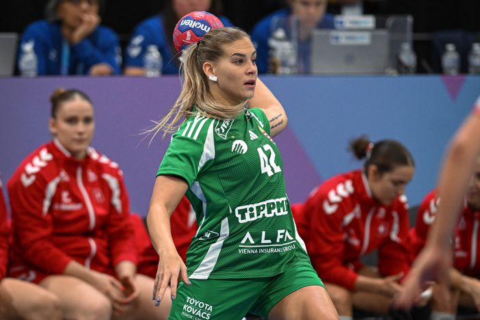 Klujberék a románokkal kezdenek a középdöntőben