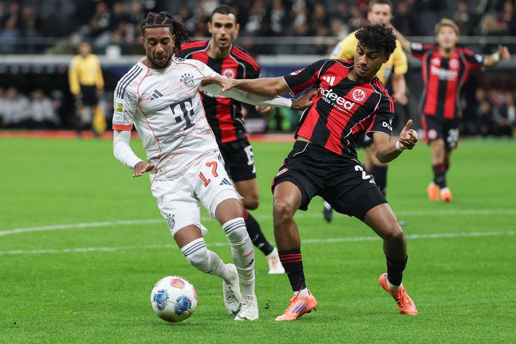 Brown (jobbra) idén októberben debütált a német válogatottban