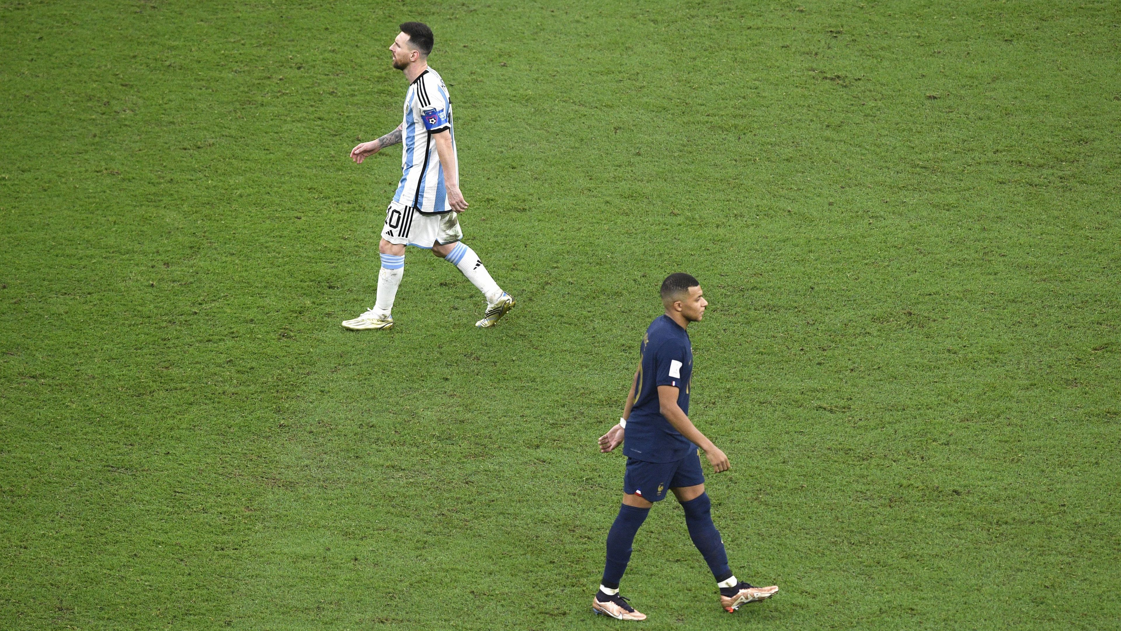 Lionel Messi és Kylian Mbappé nem fordított hátat egymásnak