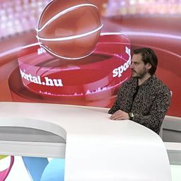 Két jelenet között mindenki a válogatott meccsét nézte – beszélgetés Kocsis Dénes színművésszel