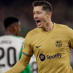Még két Lewandowski-gól, és fizethet a Barca