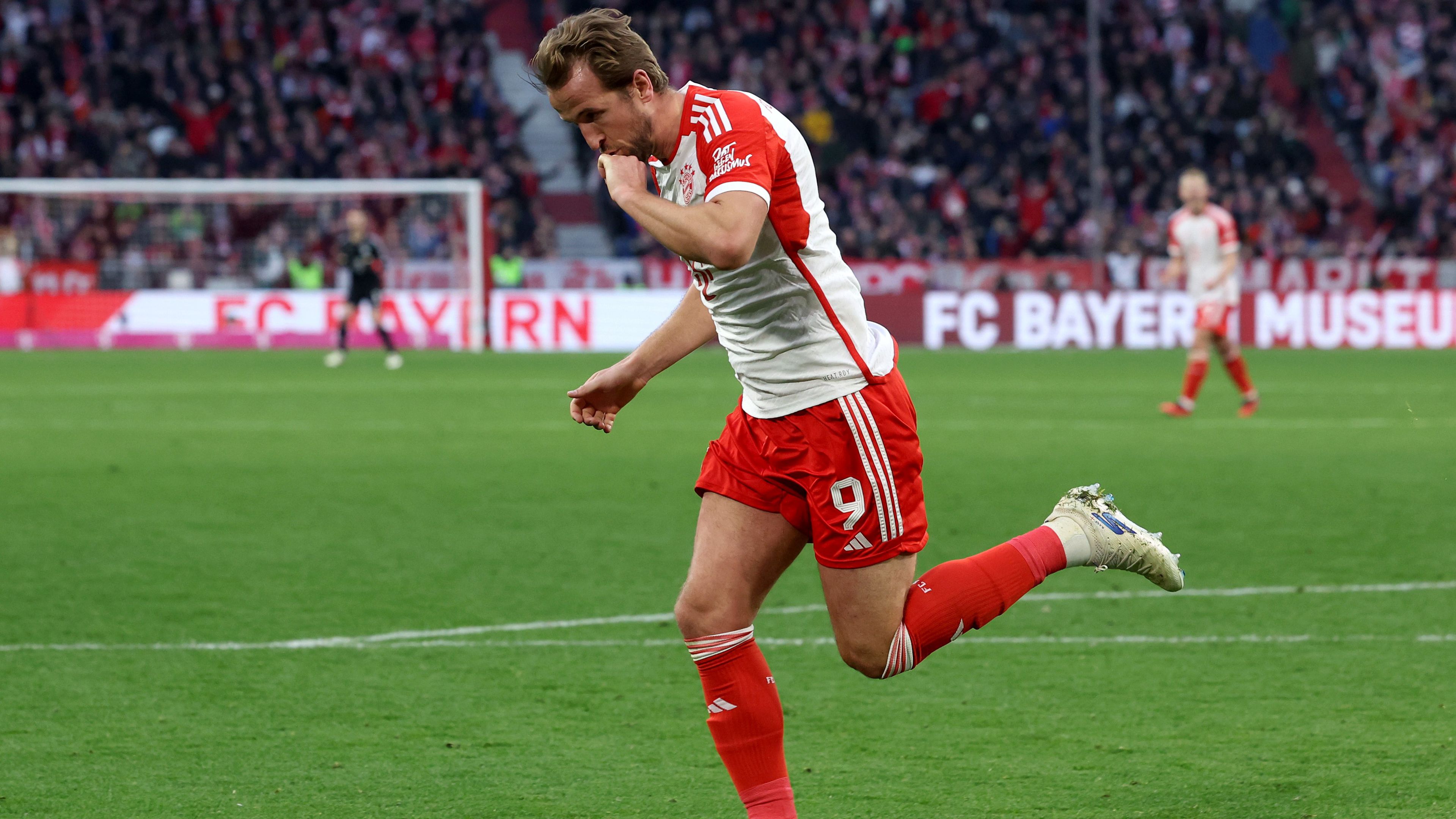 A Mönchengladbach elleni bajnokin Harry Kane szerzett vezetést a Bayern Münchennek