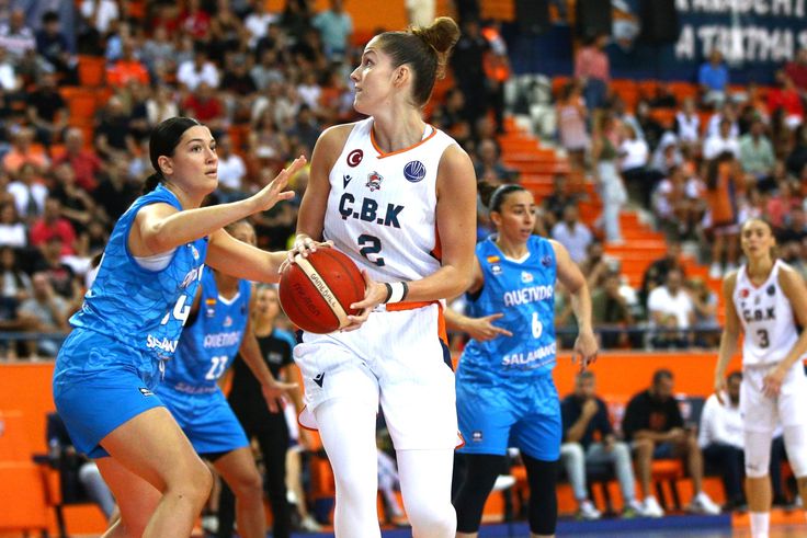 Kiss Virág a WNBA-ben szereplő Los Angeles Sparksnál bizonyíthat