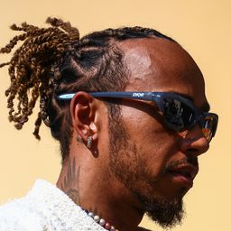 F1-hírek: Kiderült, gigászi összeget keres Hamilton a Ferrarinál