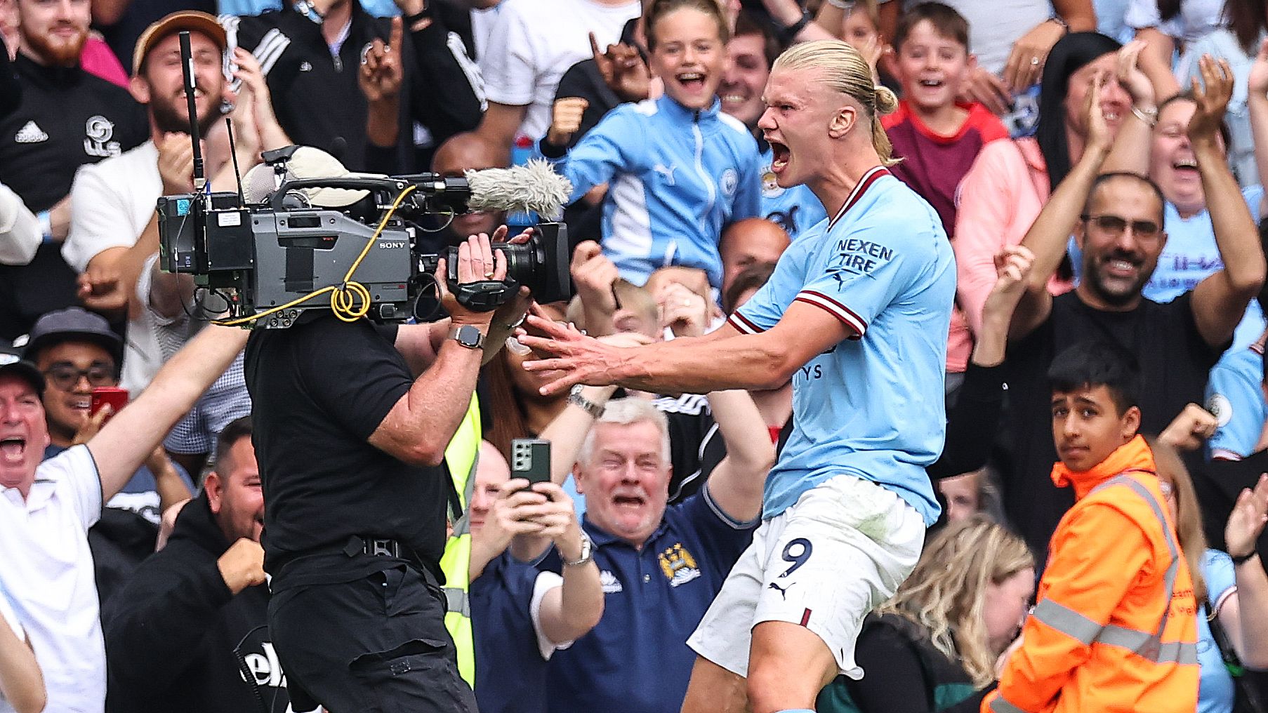 Pályán a Bayern, a PSG és a City, jön az első idei F1-es időmérő