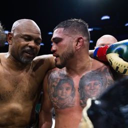 Roy Jones öt év után profi meccsen tért vissza, de nem volt benne sok köszönet – videóval