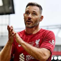 Hihetetlen, a gálameccsen tört el öt bordája a Liverpool egykori játékosának