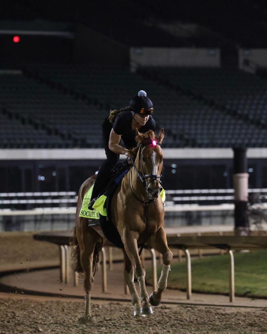 Society Man. A forgatócsoportok nem elsősorban a ló, hanem majd a versenyen a nyergében ülő zsóké miatt látogatnak el Kentuckyba (Fotó: Instagram)