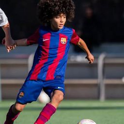 Itt az új Yamal? Látni kell, mit művel a Barca 12 éves tehetsége a labdával! – videókkal