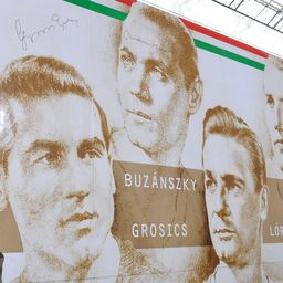 Száz éve született az Aranycsapat legendás jobbhátvédje, Buzánszky Jenő