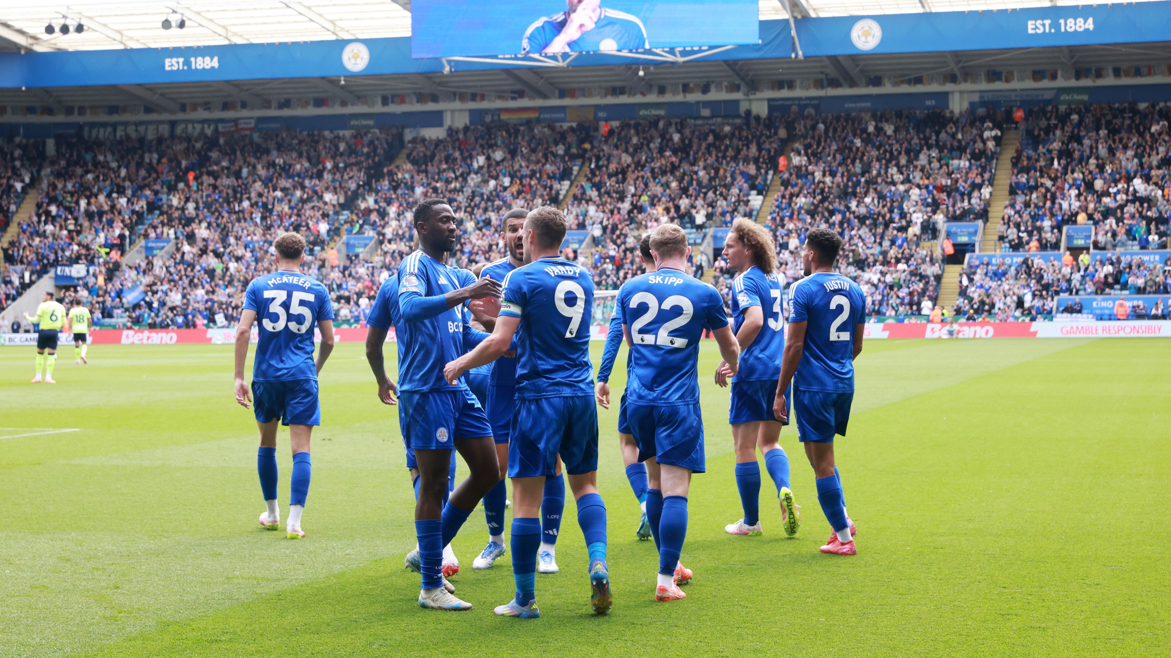A Leicester City nyerte a kiesők csatáját a Premier League-ben