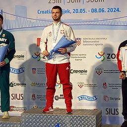 Két ezüstérmet nyertek a junior puskások a fekvő számban