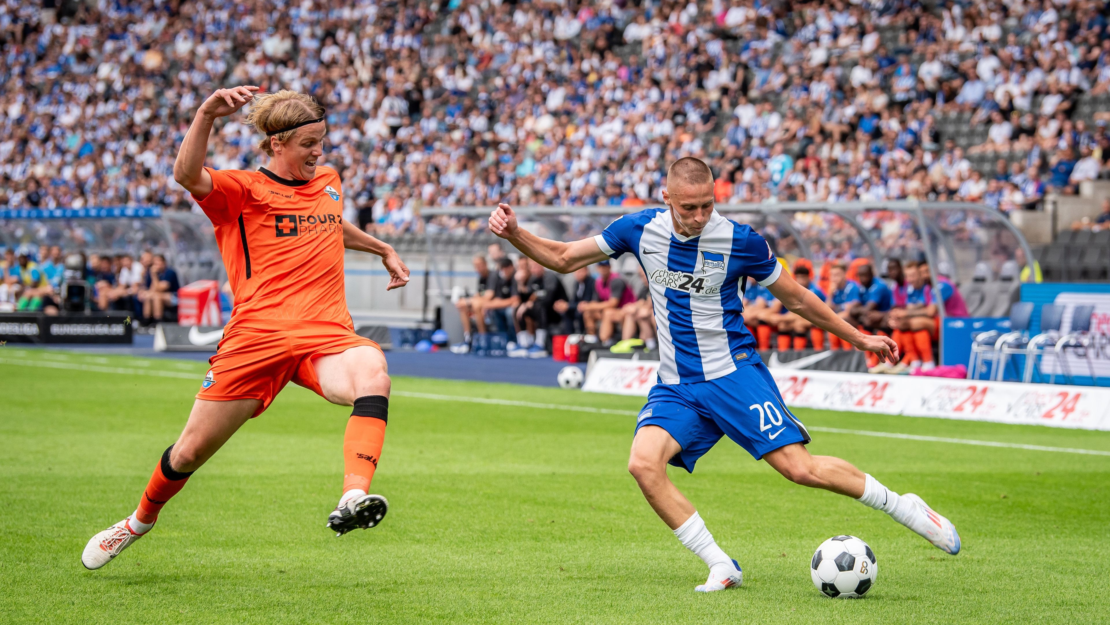 Dárdai Palkó (jobbra) sem lendített a Hertha szekerén, a berliniek vereséggel kezdték az idényt. (Fotó: Getty Images)