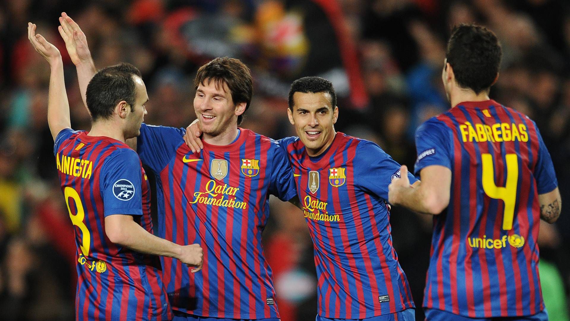 Iniesta, Pedri és Fabregas ünnepel az ötgólos Messivel a 2012-es Barcelona–Leverkusen 7–1-es mérkőzésen. Fotó: GettyImages