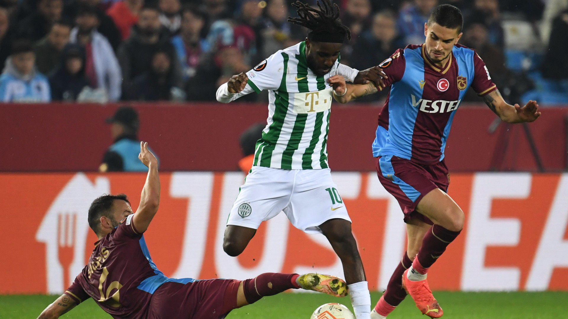 Bombagóllal nyert a Trabzonspor, ám a Fradi készülhet a tavaszi El-folytatásra