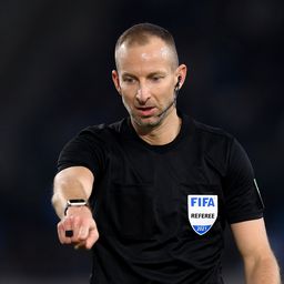 Négy magyar játékvezető is FIFA-videóbíró lett