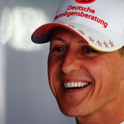 Érzelmes fotóval köszöntötte fia a születésnapos Michael Schumachert