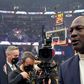 Lenyűgöző! LeBron James megdöntötte Michael Jordan rekordját