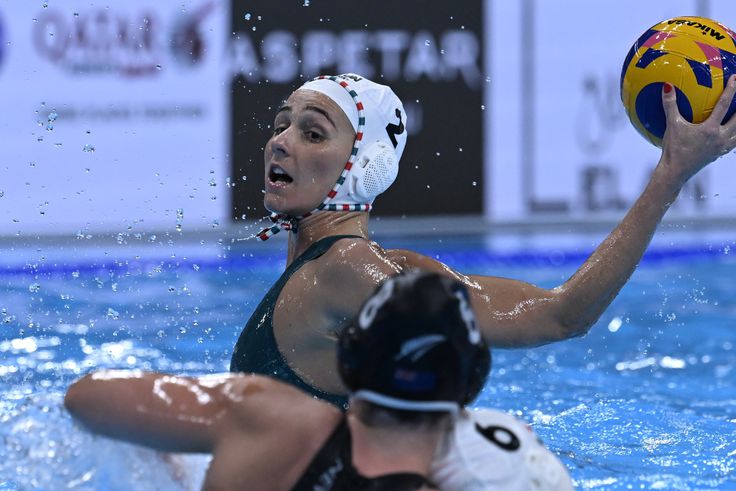 Egy híján húszat dobtak női pólósaink, Új-Zéland legyőzésével indult a vb