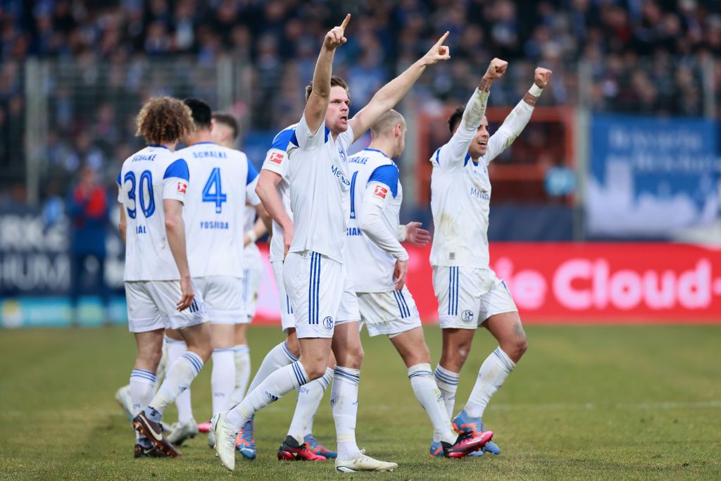Győzelmet ünnepelhetett Bochumban a Schalke