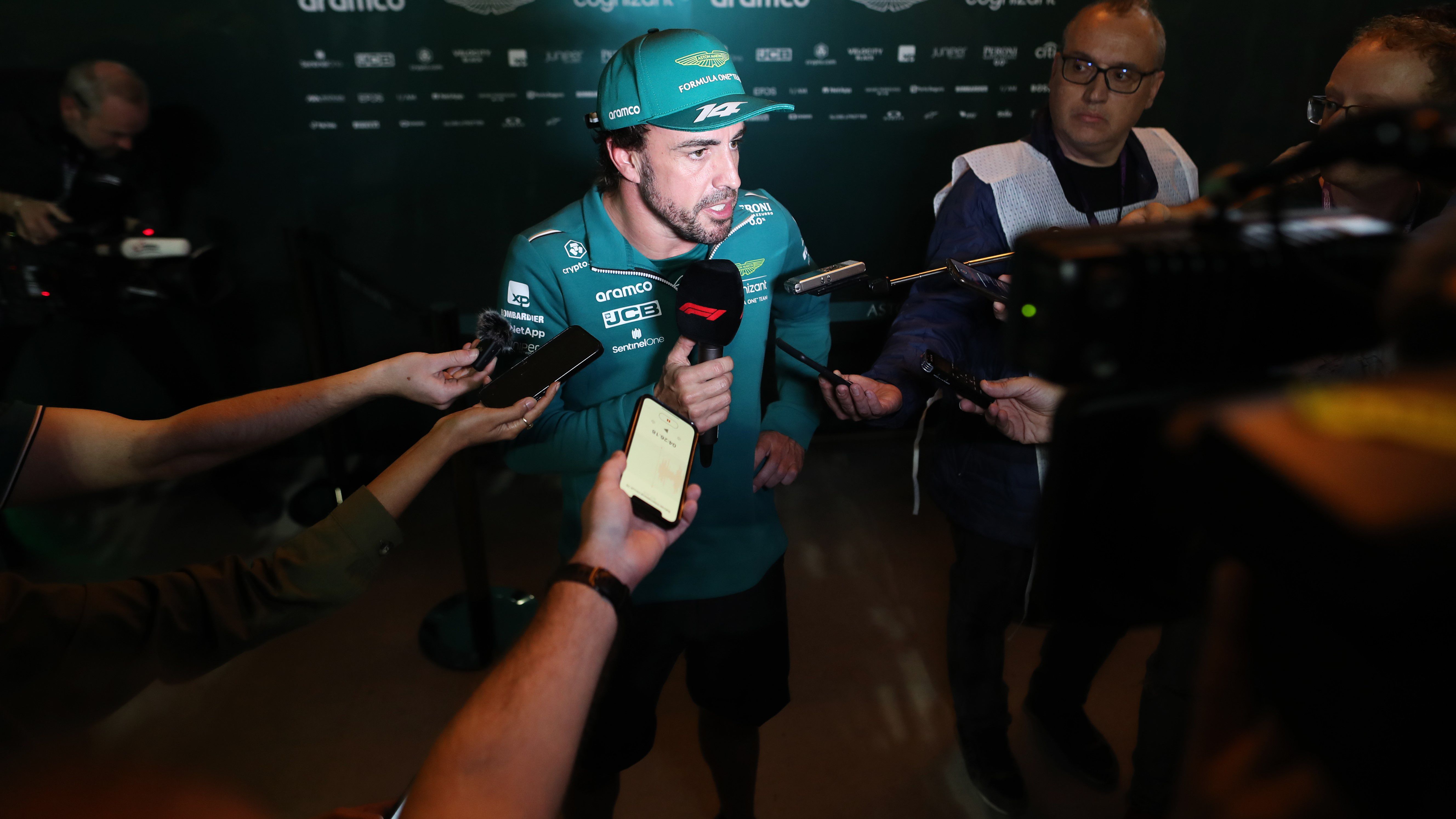 Alonso szerint Hamiltonnak „rövid memóriája van”