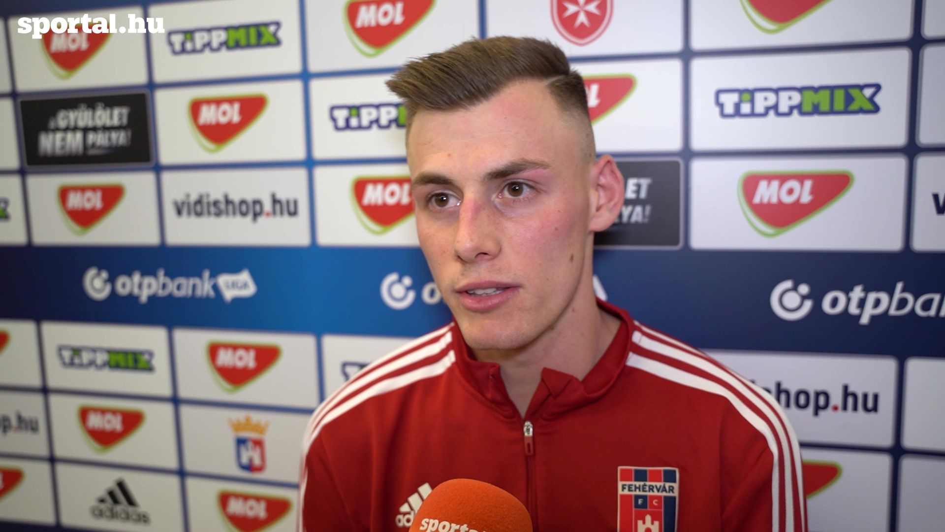 Schön Szabolcs érthetően boldogan nyilatkozott a Vasas legyőzése után a Sportal TV-nek