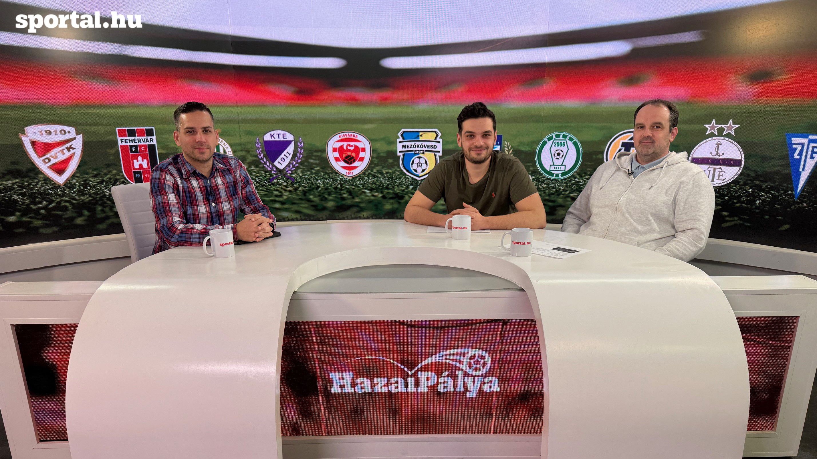 A Sportál Tv stúdiójában: Cselleng Ádám, Cseh Benjámin és Tősér Norbert