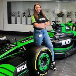 Hatalmas eredmény: F1-es csapatnál dolgozik Szakonyi Anna