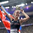 Szinte semmit nem bíz a képzeletre az olimpiai bajnoknő őrjítően szexi estélyije
