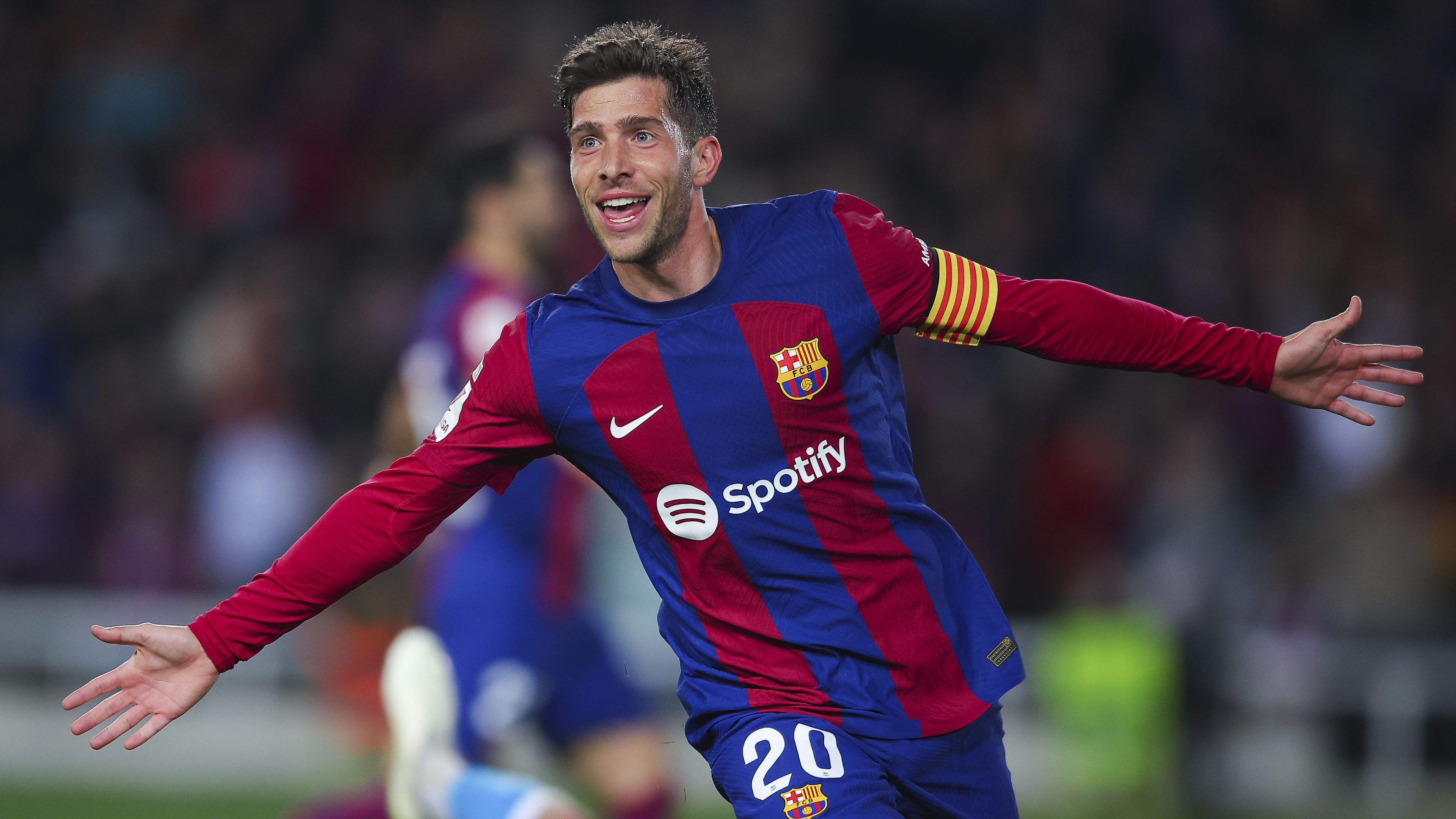 Szerződést hosszabbít a Barcelona csapatkapitánya – sajtóhír