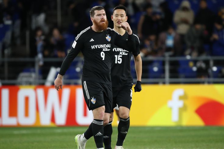 Ádám Martin győztes gólt szerzett; szerződést hosszabbít a Barcelona csapatkapitánya – délelőtti hírösszefoglaló