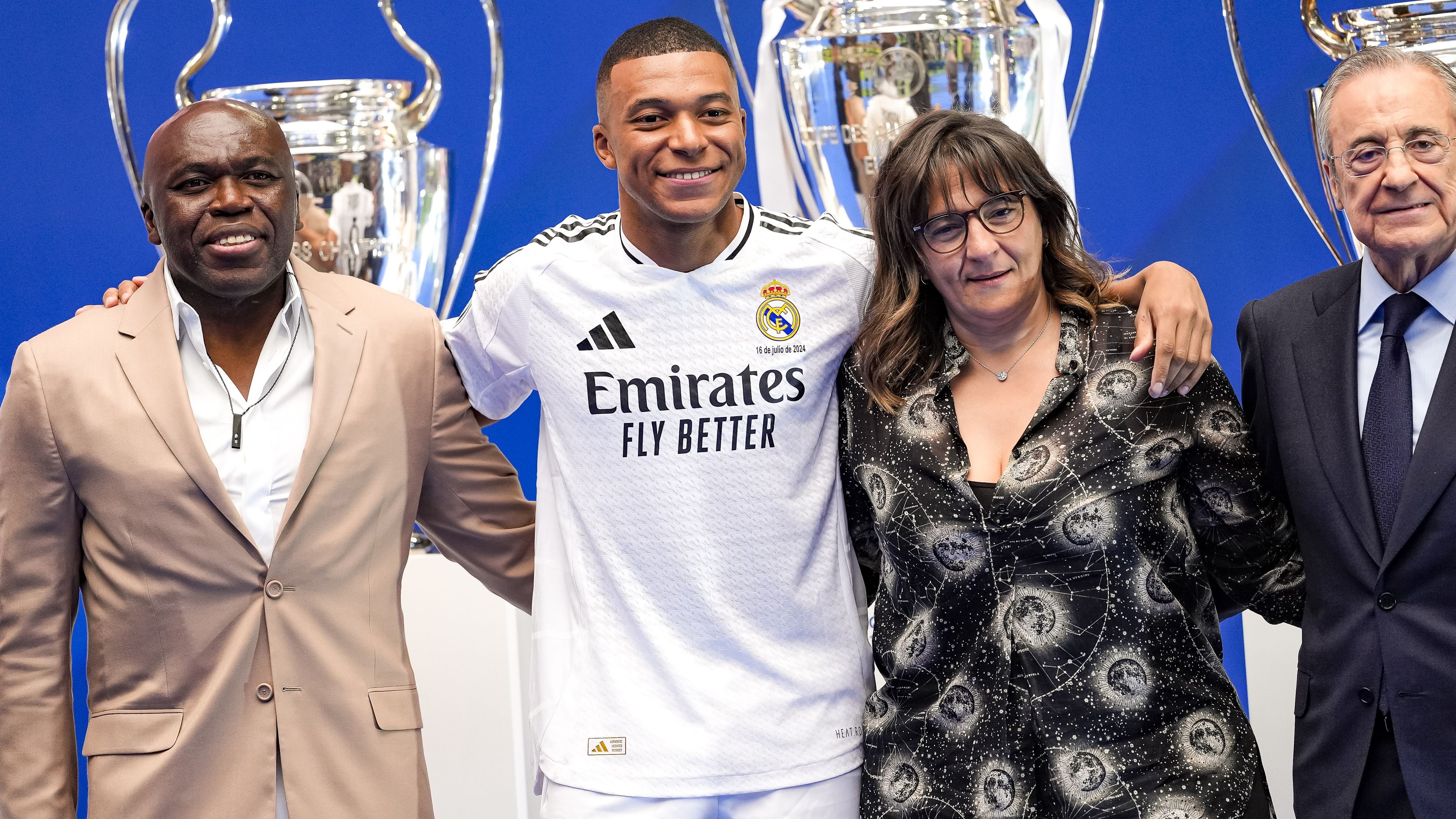Kiakadt Mbappé édesanyja: „Dühös voltam, amikor az emberek engem és a fiamat támadták”