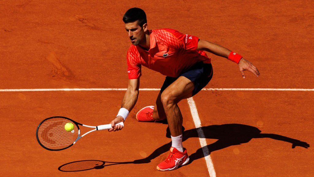 Novak Djokovics tizenhetedszer jutott be a negyeddöntőbe a Roland Garroson. (Fotó: Getty Images)
