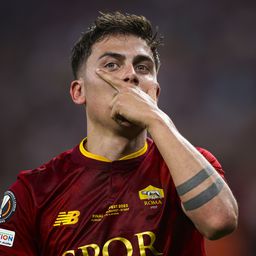 Úgy tűnt, a Juve megelőzi, de a Roma indulhat az El-ben; Ibrától elbúcsúztak a Milan-szurkolók