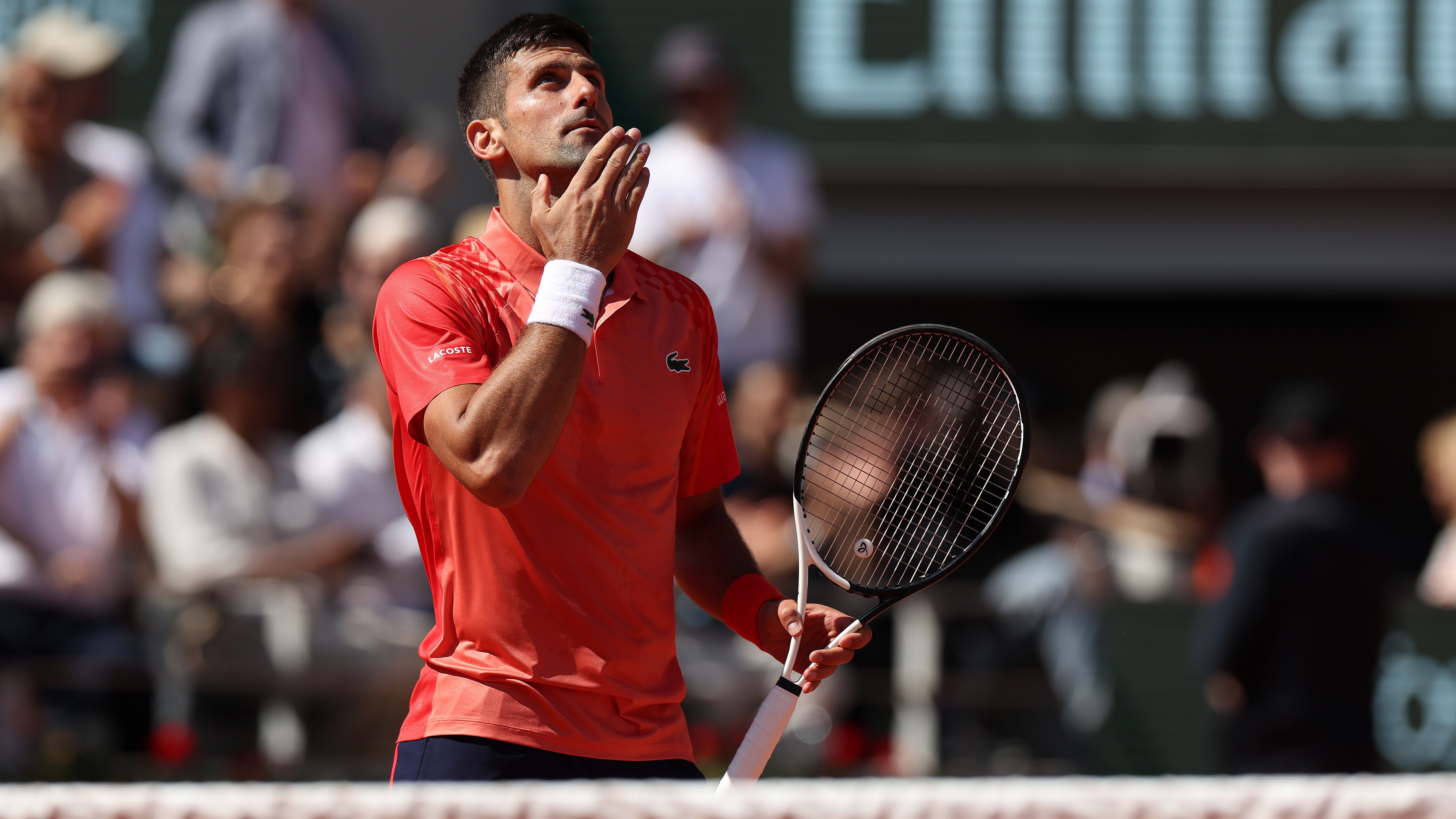 Djokovics rekordot döntött a Roland Garroson