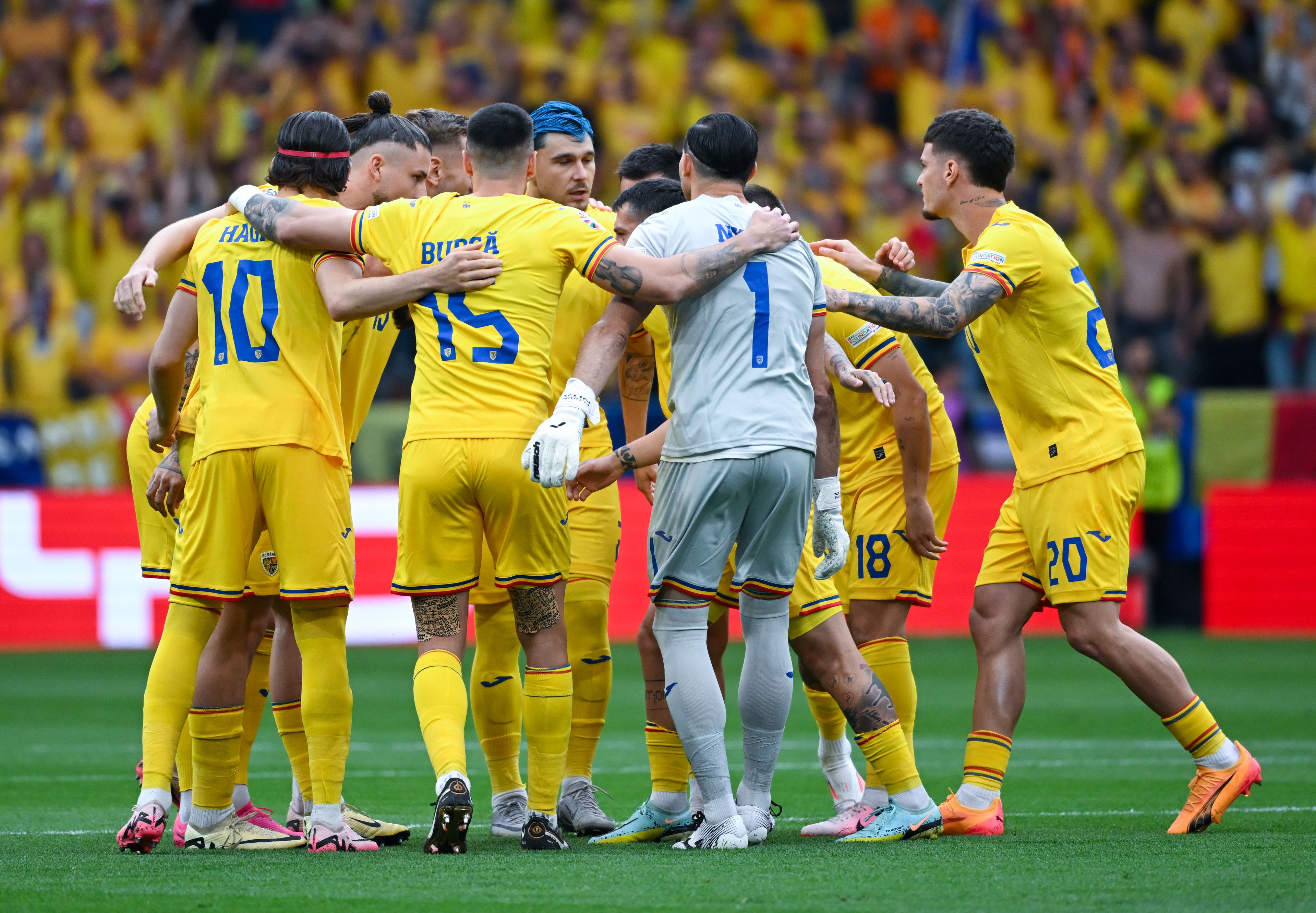 A román válogatott nyolcaddöntőbe jutott az Eb-n