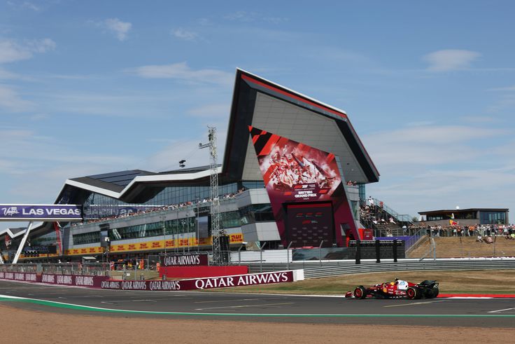 A pilóták több mint fele új motorral indul a silverstone-i futamon