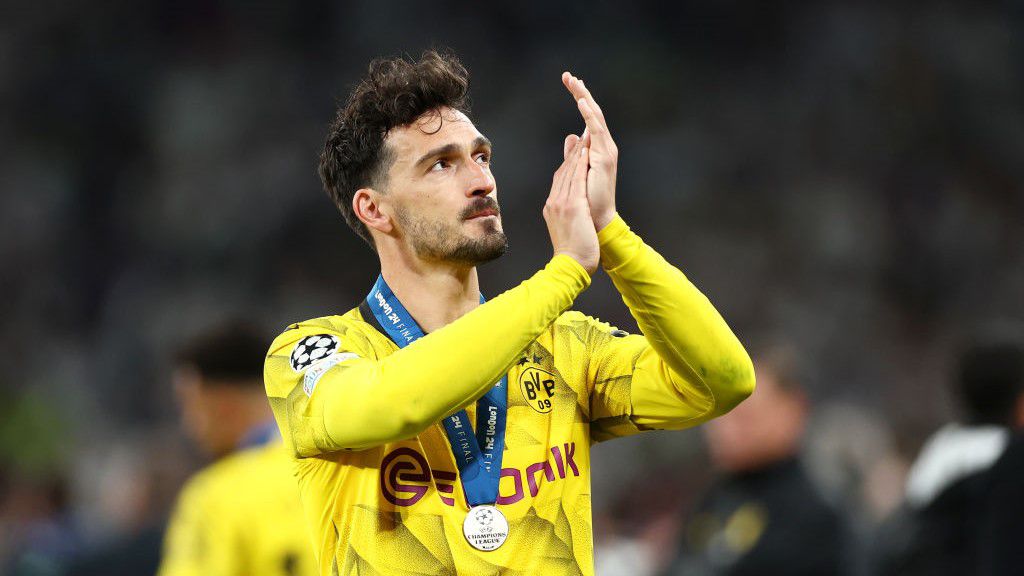 Hummels Rómában folytatja