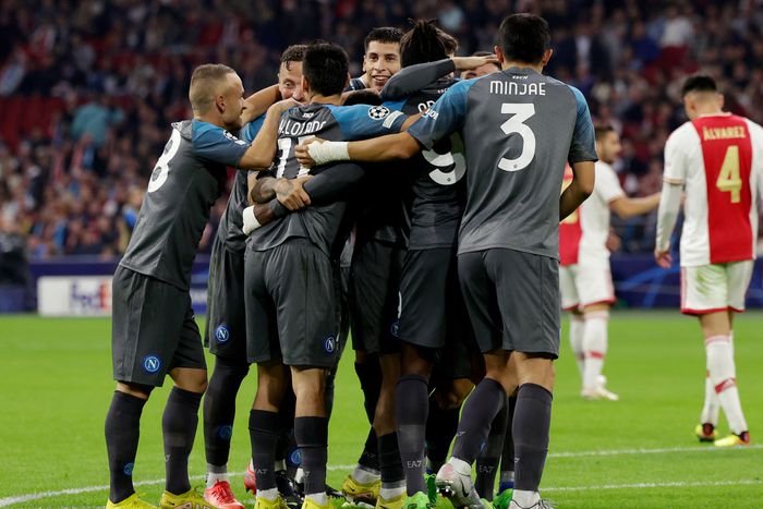 A Napoli idegenben ütötte ki az Ajaxot