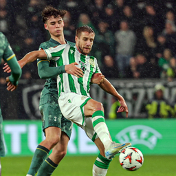 A fiatalos Tottenham legyőzte a Ferencvárost; Fergeteges hangulat – angol lapszemle