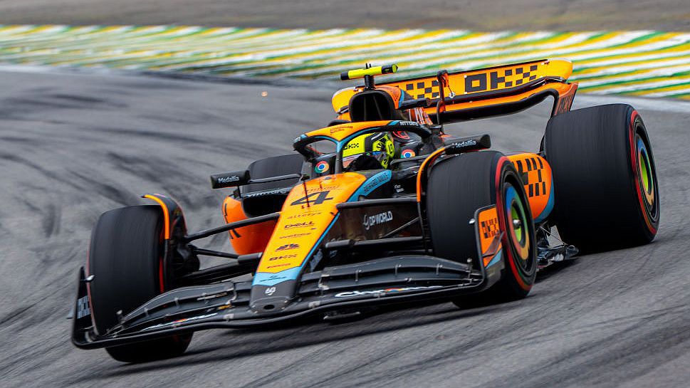 F1-hírek: Norris rajtol az élről a sprintfutamon